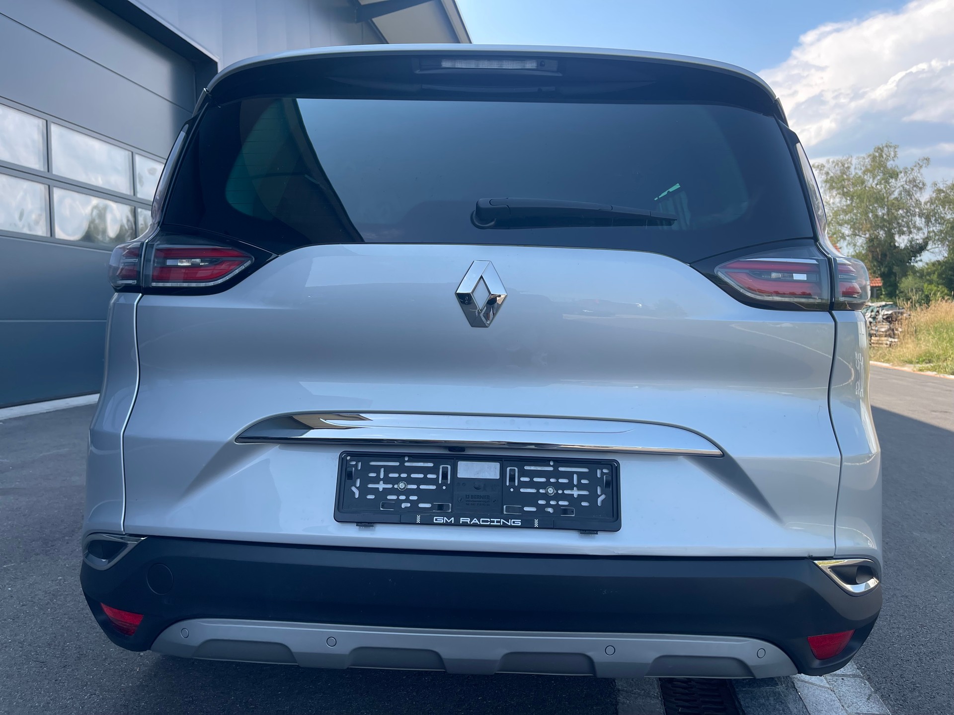 RENAULT Espace 1.6 dCi Swiss Edition EDC-image-6