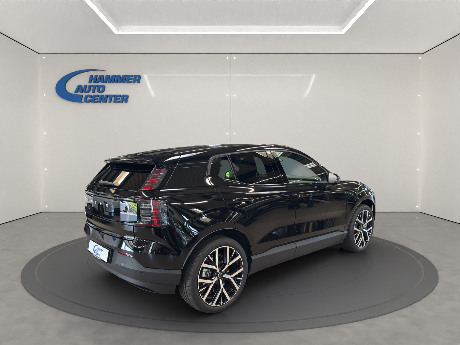 VOLVO EX30 P8 Ultra AWD-image-4