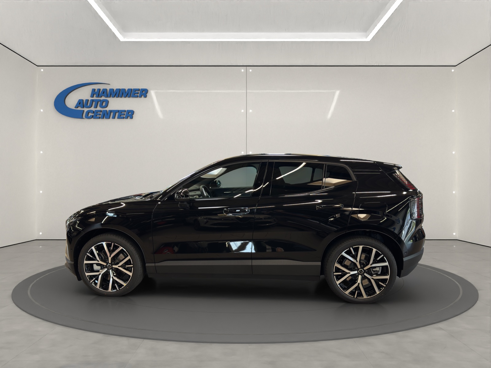 VOLVO EX30 P8 Ultra AWD-image-1