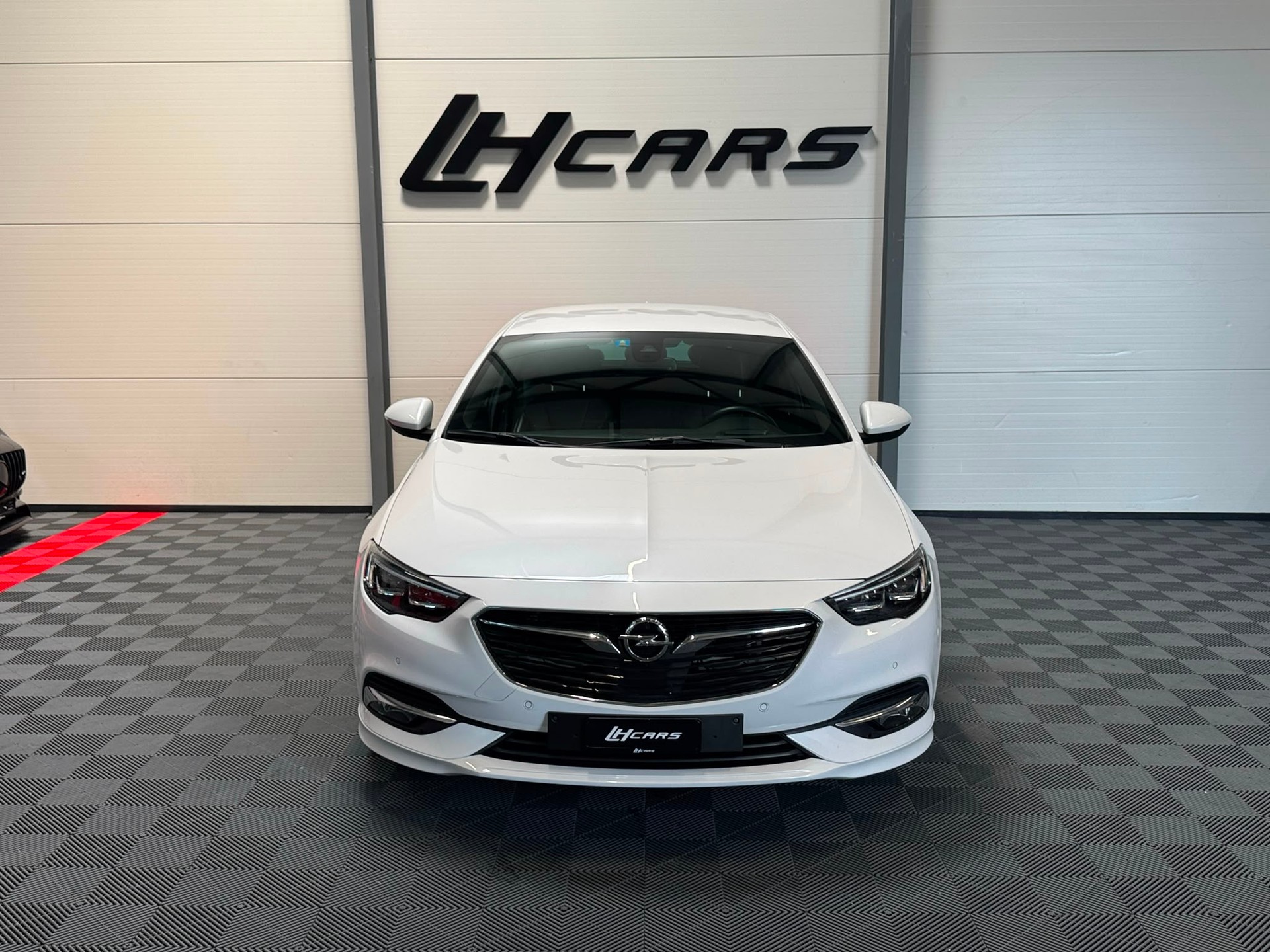OPEL Insignia Grand Sport 2.0 T Excellence AWD-image-6