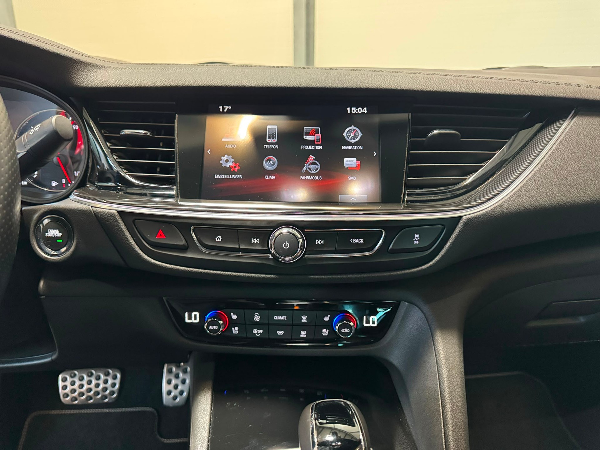 OPEL Insignia Grand Sport 2.0 T Excellence AWD-image-14