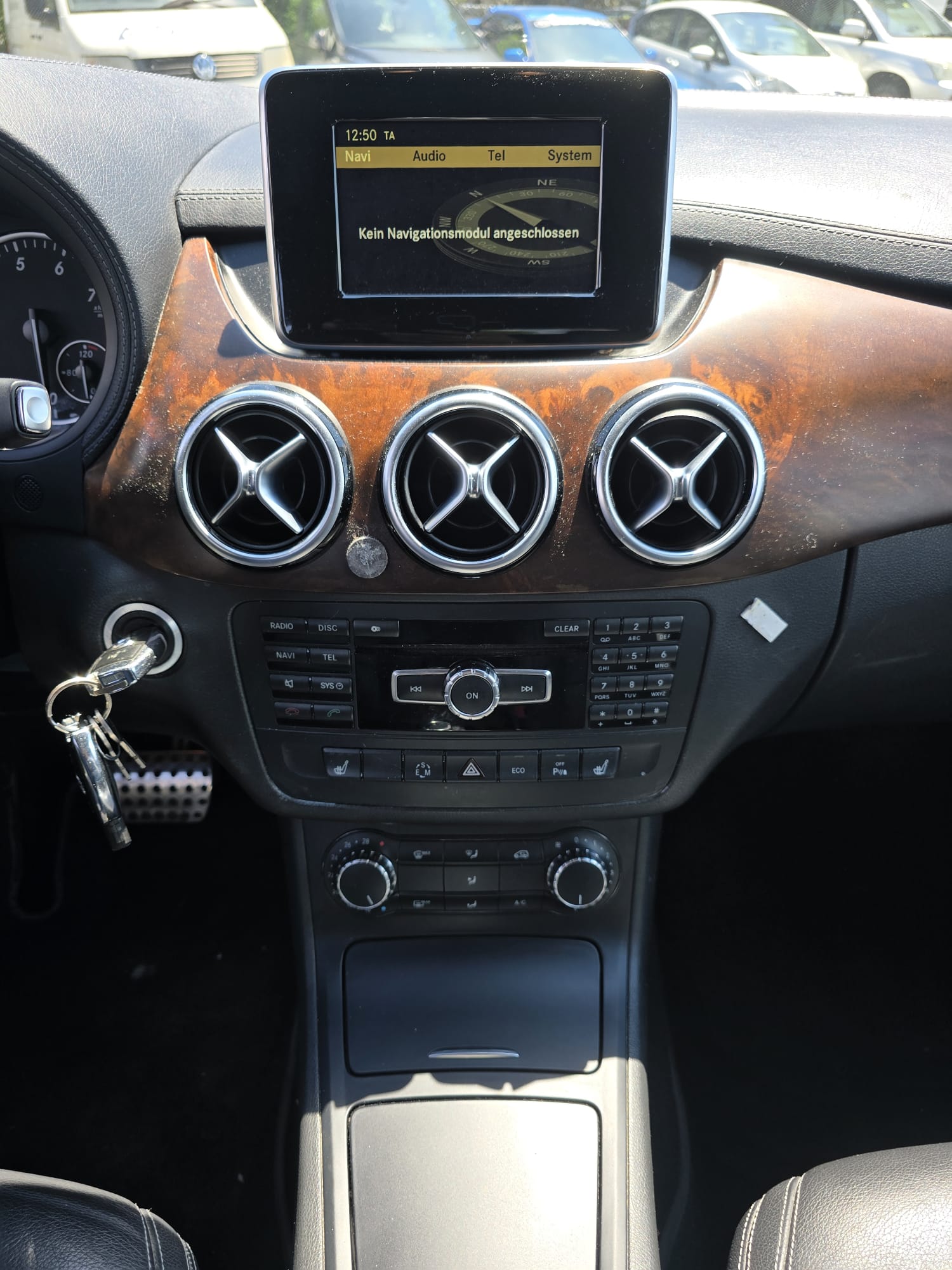 MERCEDES-BENZ B 200 7G-DCT-image-14