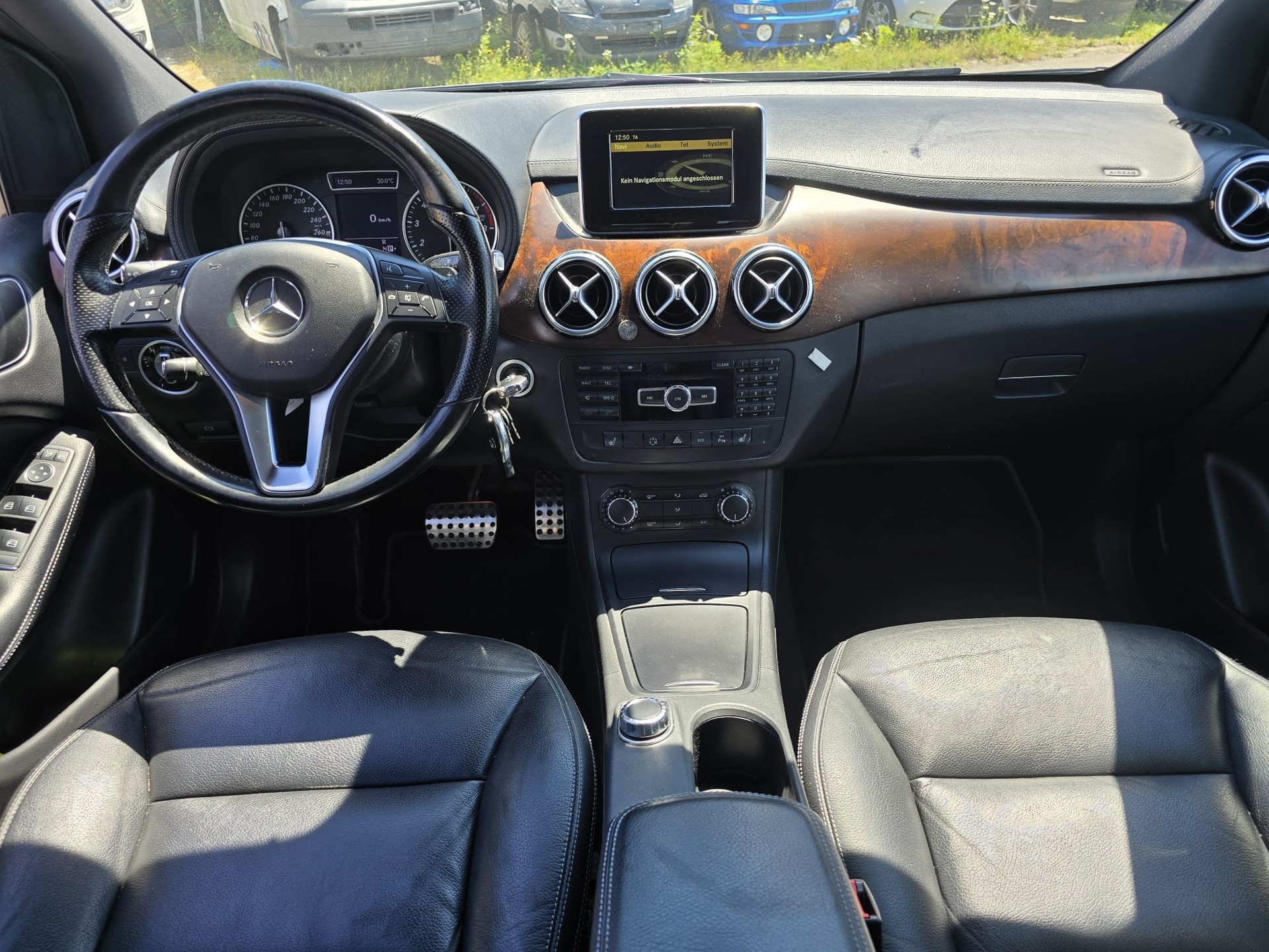 MERCEDES-BENZ B 200 7G-DCT-image-15