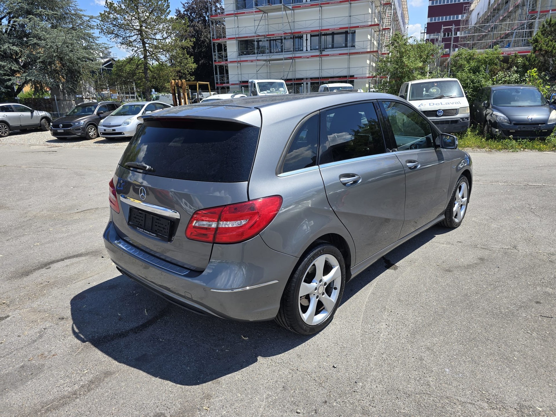 MERCEDES-BENZ B 200 7G-DCT-image-4