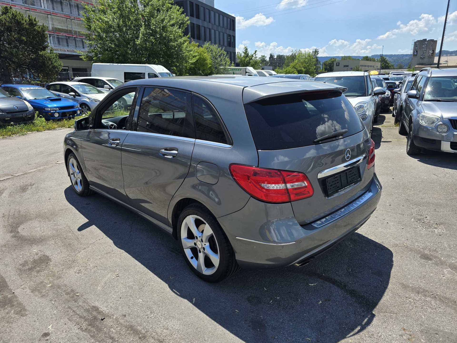 MERCEDES-BENZ B 200 7G-DCT-image-5