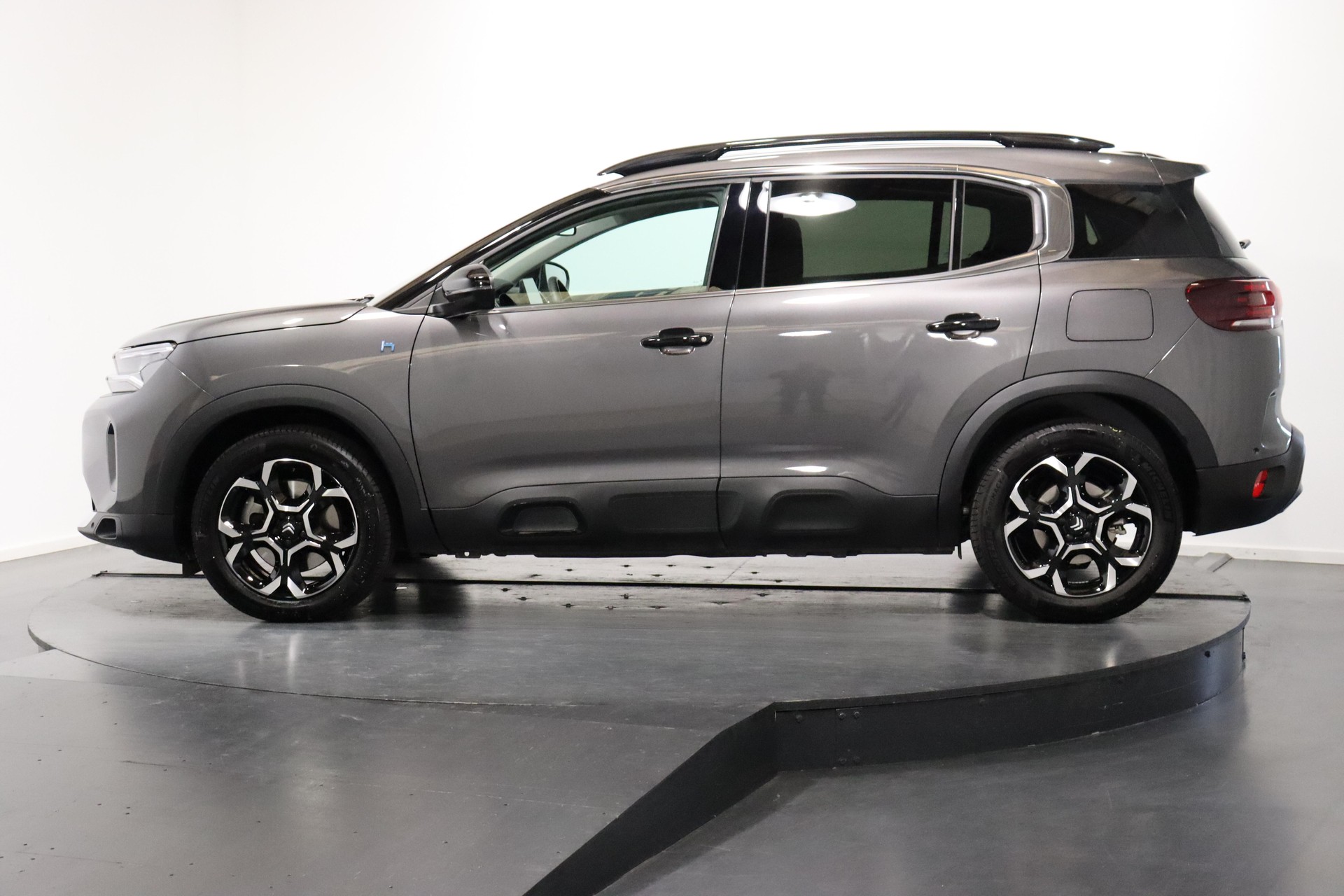 CITROEN C5 Aircross 1.6 Plug-in Hybrid Max-image-3