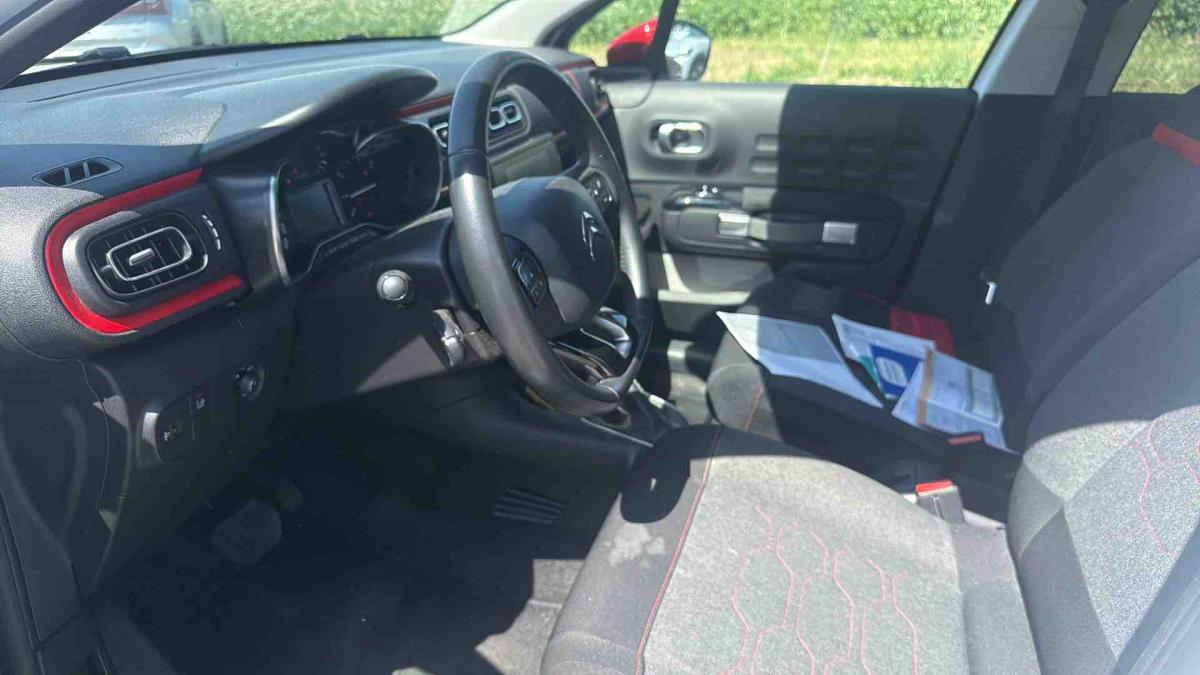 CITROEN C3 1.2i PureTech Shine EAT6-image-8