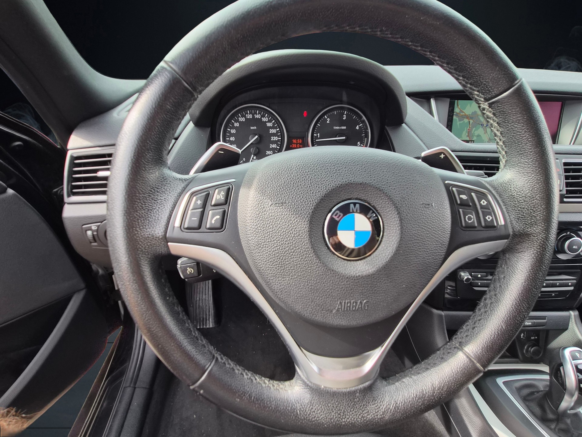 BMW X1 xDrive 20d Sport Line Steptronic-image-9