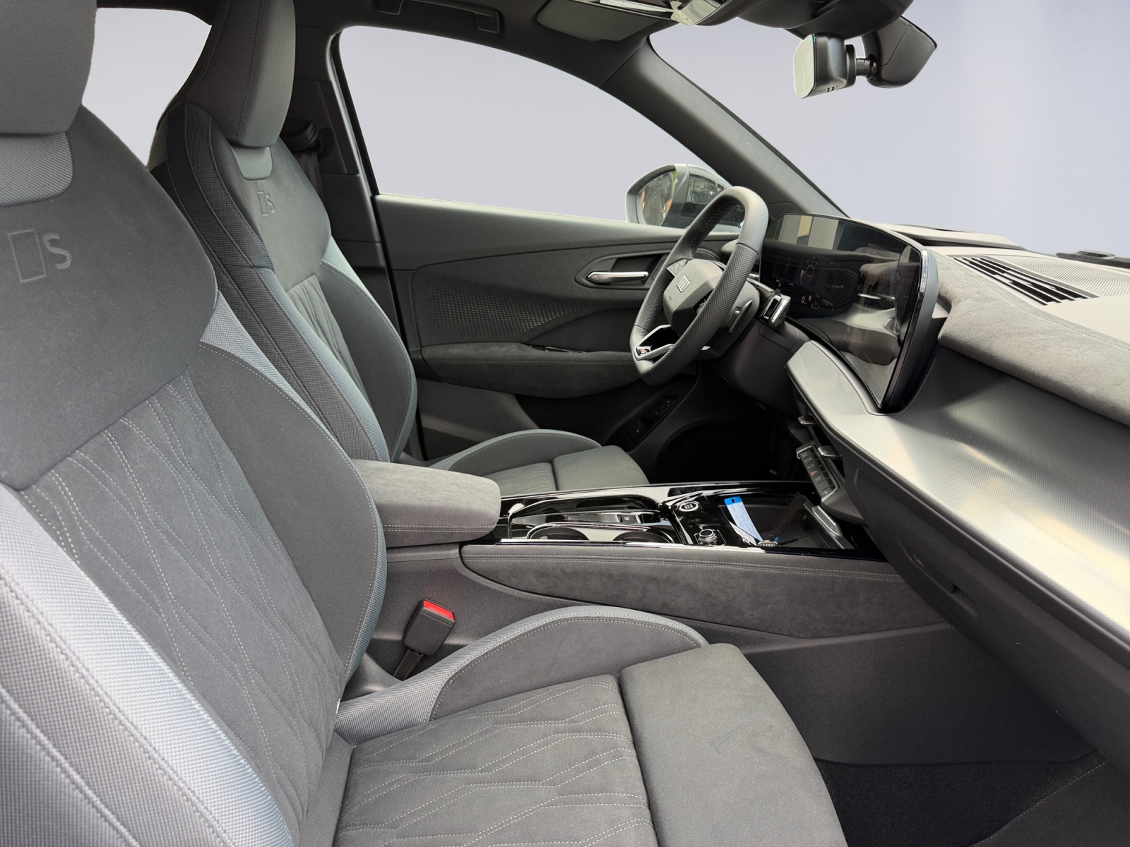 AUDI Q3 Sportback TDI quattro 142 kW S tronic-image-14