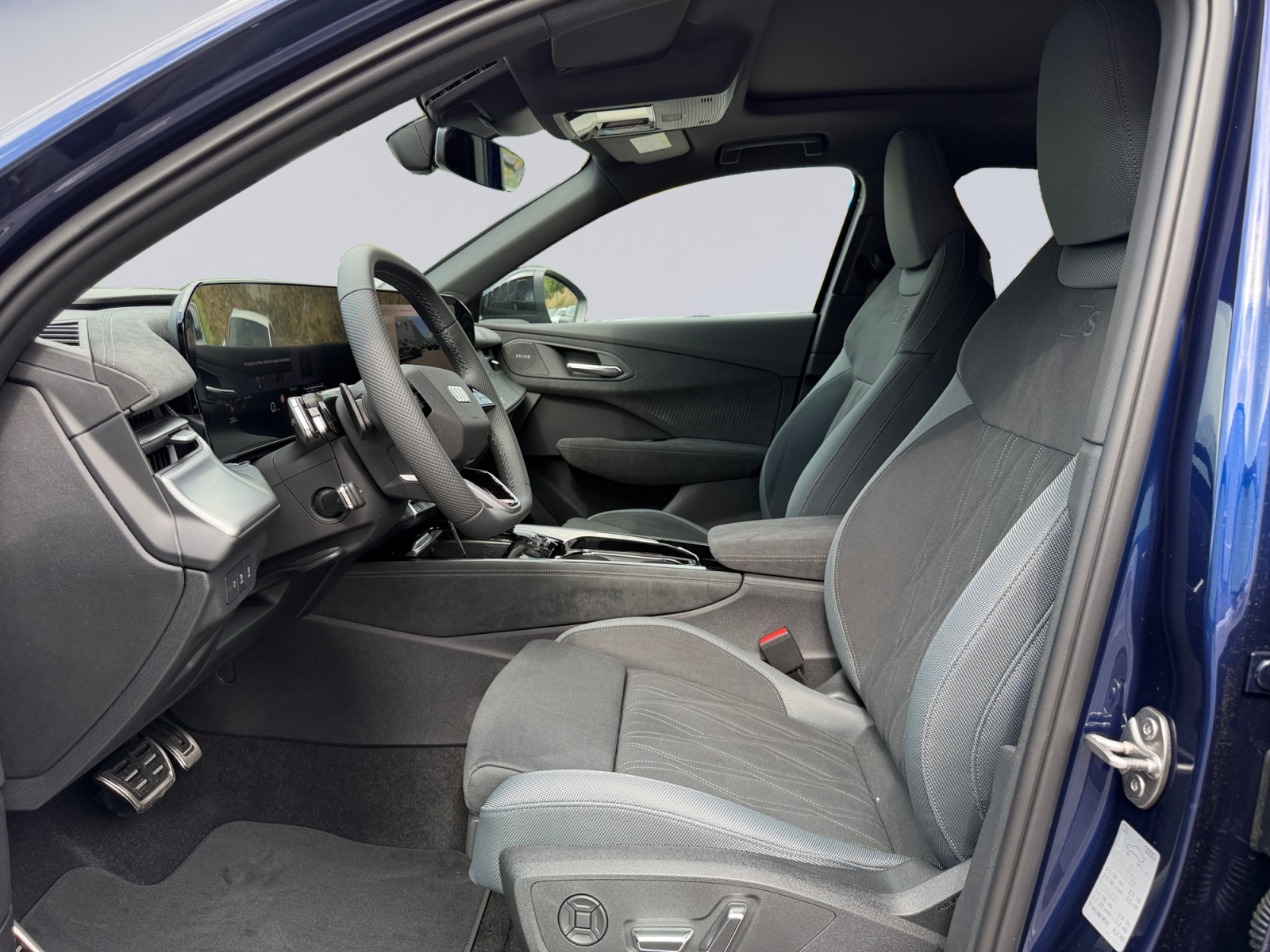 AUDI Q3 Sportback TDI quattro 142 kW S tronic-image-8