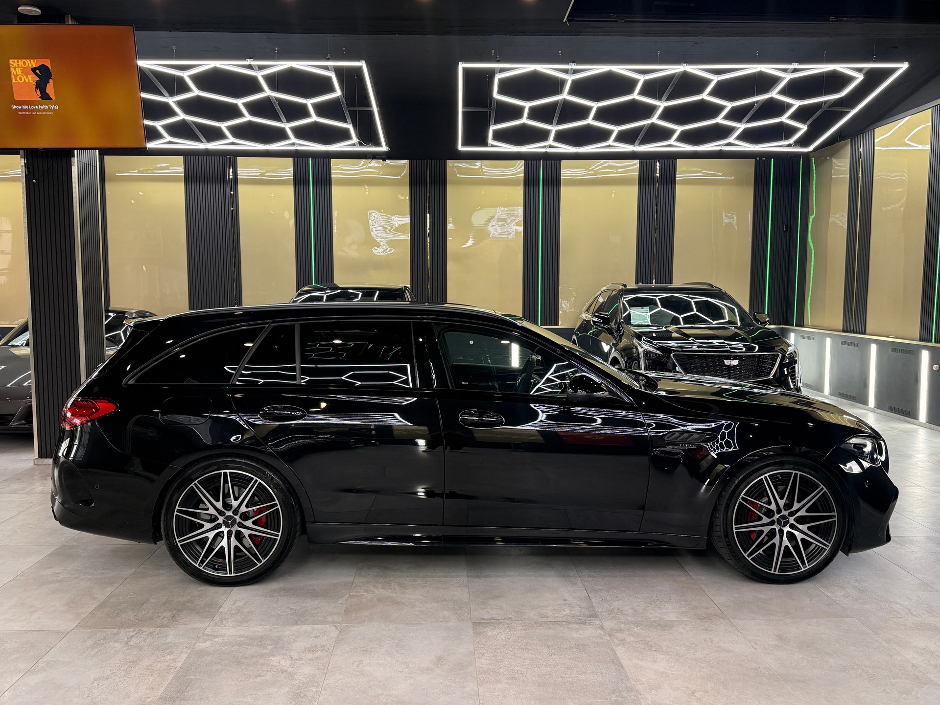 MERCEDES-BENZ C 63 AMG S E Performance Kombi-image-3