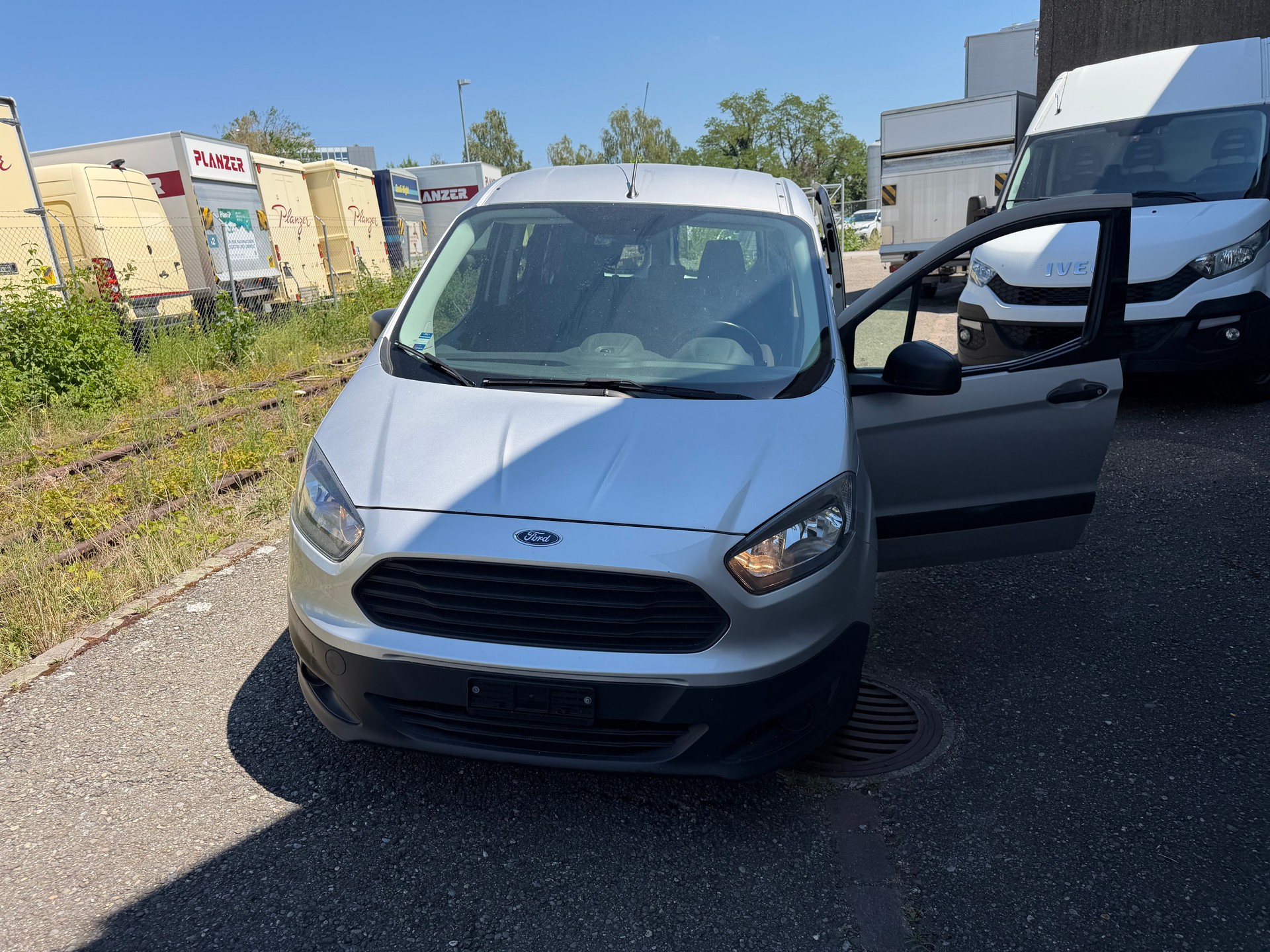 FORD Transit Courier Combi 1.0 EcoBoost Ambiente-image-0
