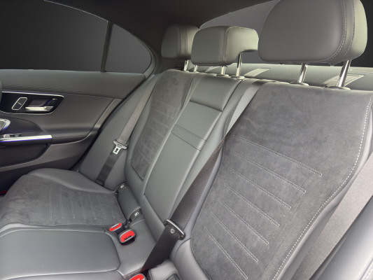 MERCEDES-BENZ C 220 d 4 M Swiss Star-image-9