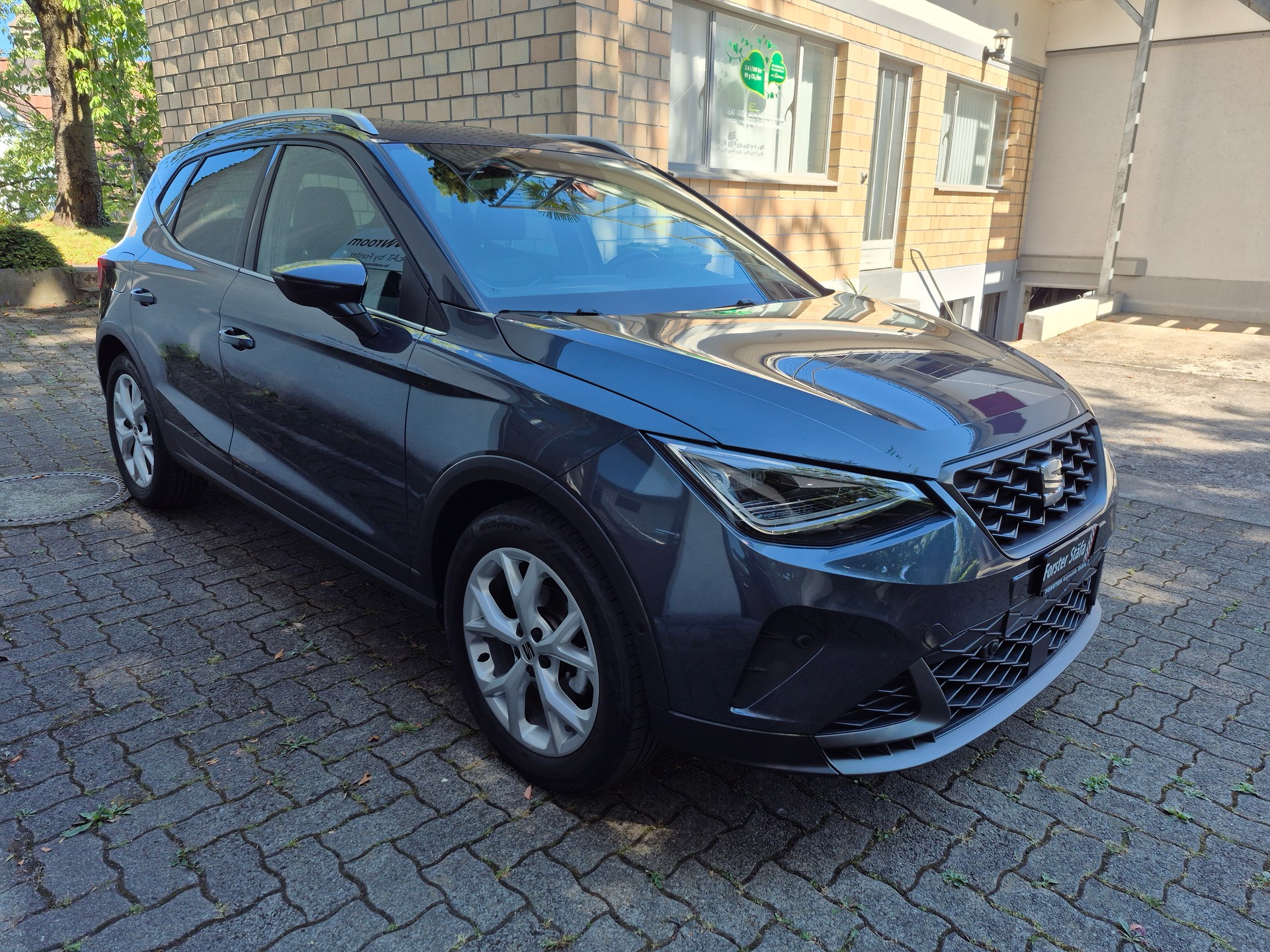 SEAT Arona 1.0 TSI Eco FR DSG-image-3