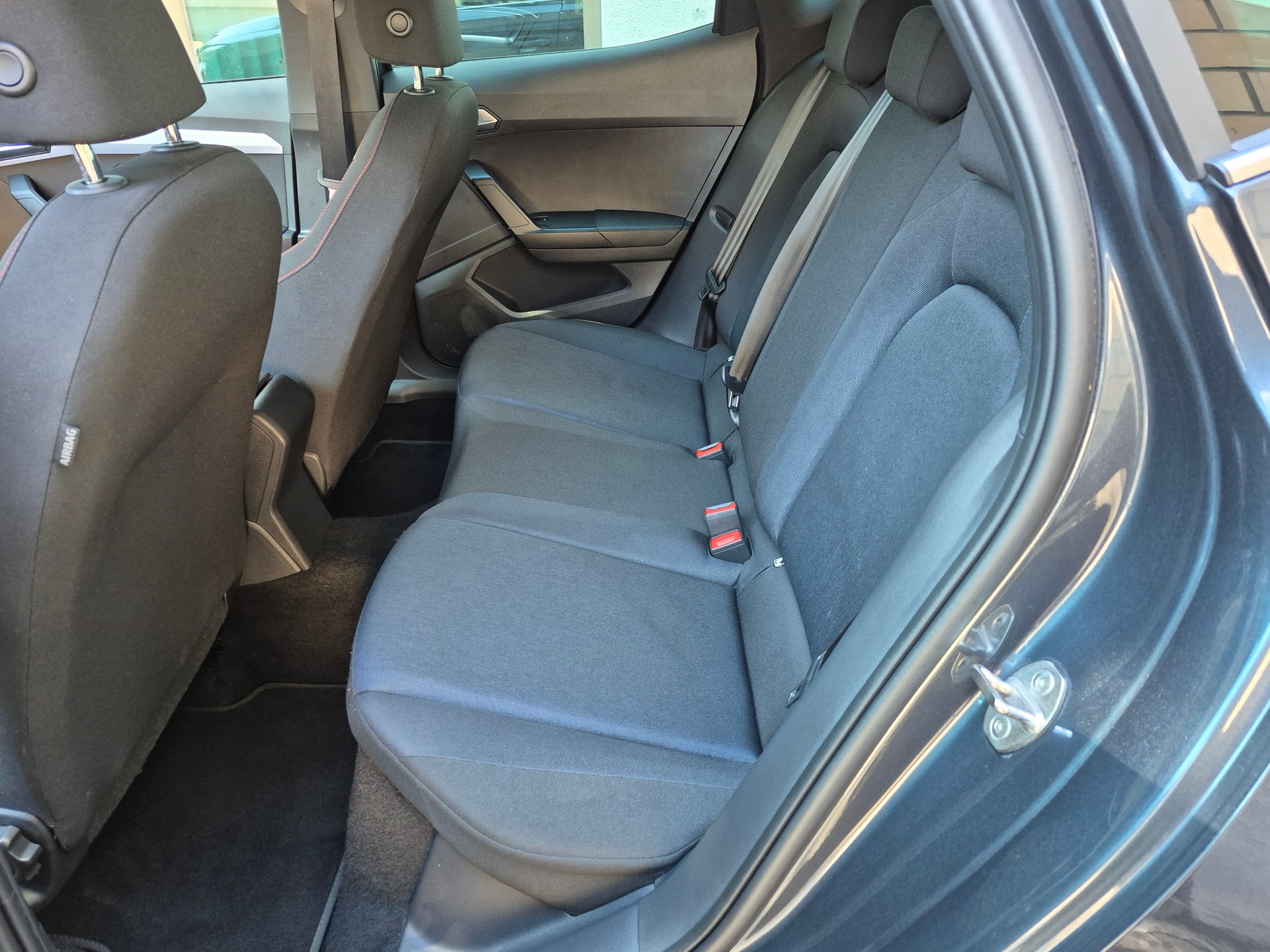 SEAT Arona 1.0 TSI Eco FR DSG-image-6