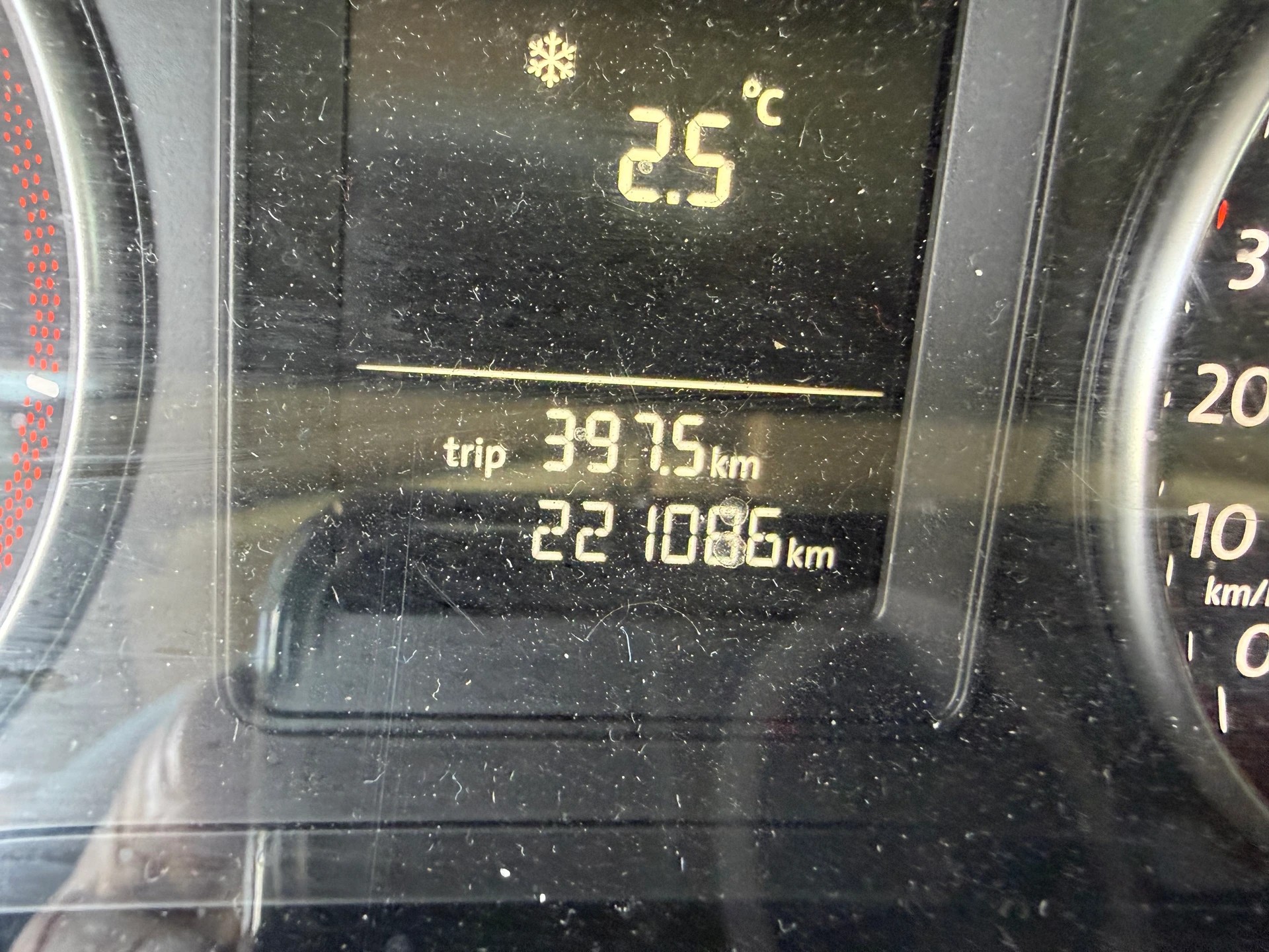 VW Caddy 1.2 TSI BlueMotion Technology-image-10