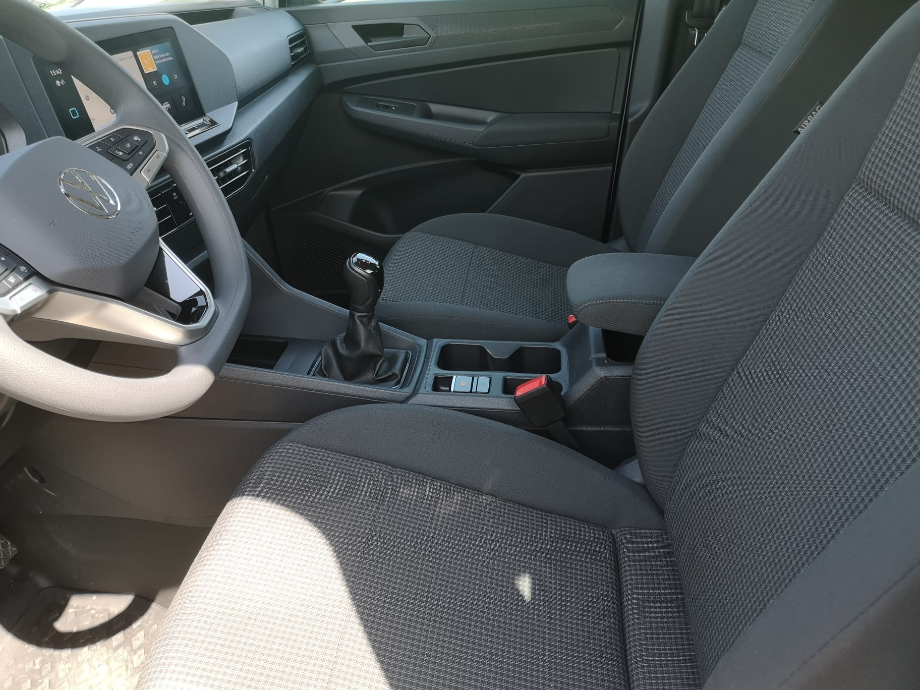 VW 2.0 TDI 122 Style 4motion-image-5