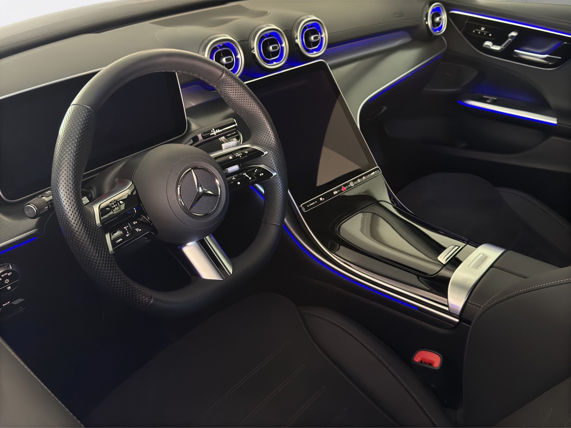 MERCEDES-BENZ C 180 AMG Line Edition "Night Paket-Distronic-360°Kamera"-image-11