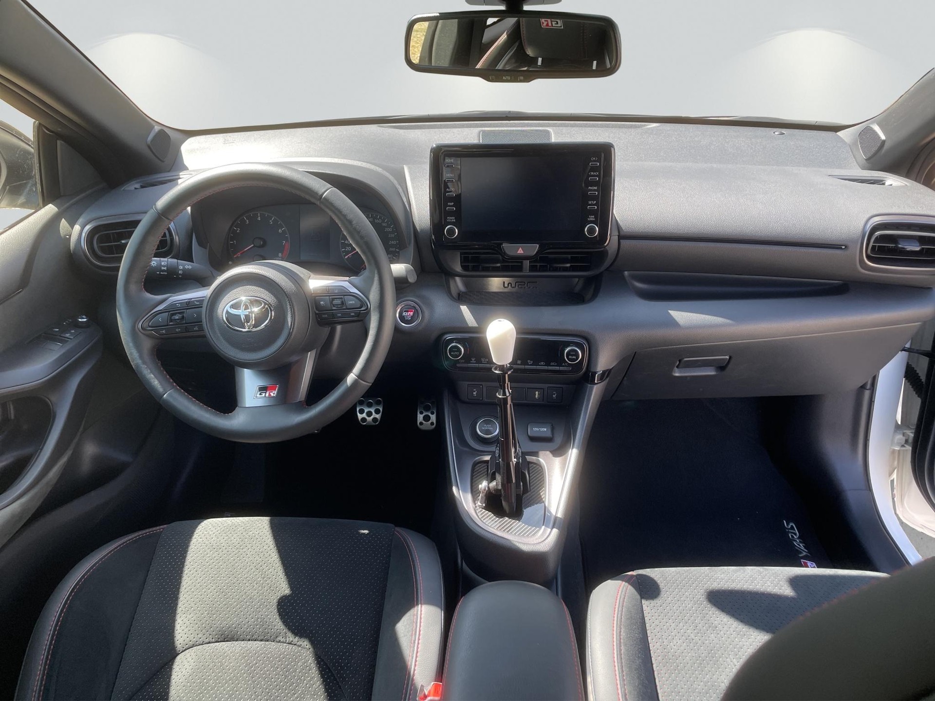 TOYOTA GR Yaris 1.6 Turbo Sport 4x4-image-11