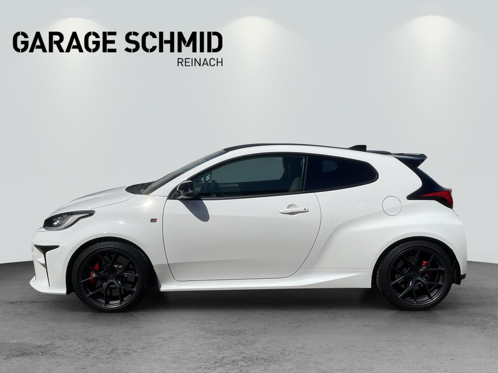 TOYOTA GR Yaris 1.6 Turbo Sport 4x4-image-3