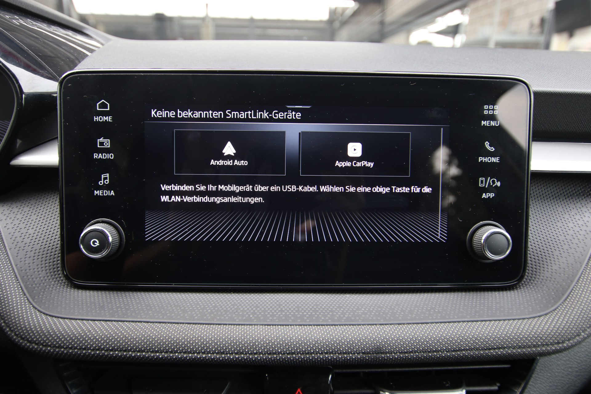 SKODA Fabia 1.0 TSI Dynamic DSG *Werksgarantie bis 12.2029*-image-20