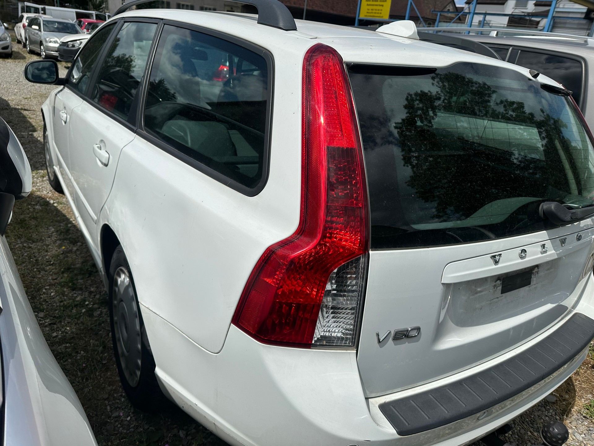 VOLVO V50 2.0D Momentum-image-5