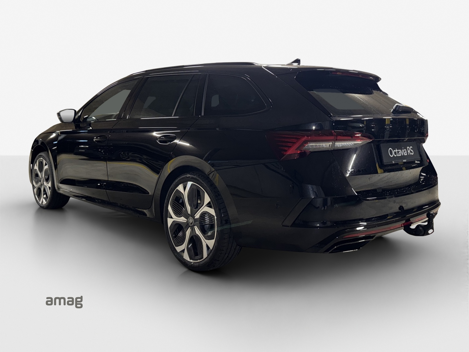 SKODA Octavia RS-image-2