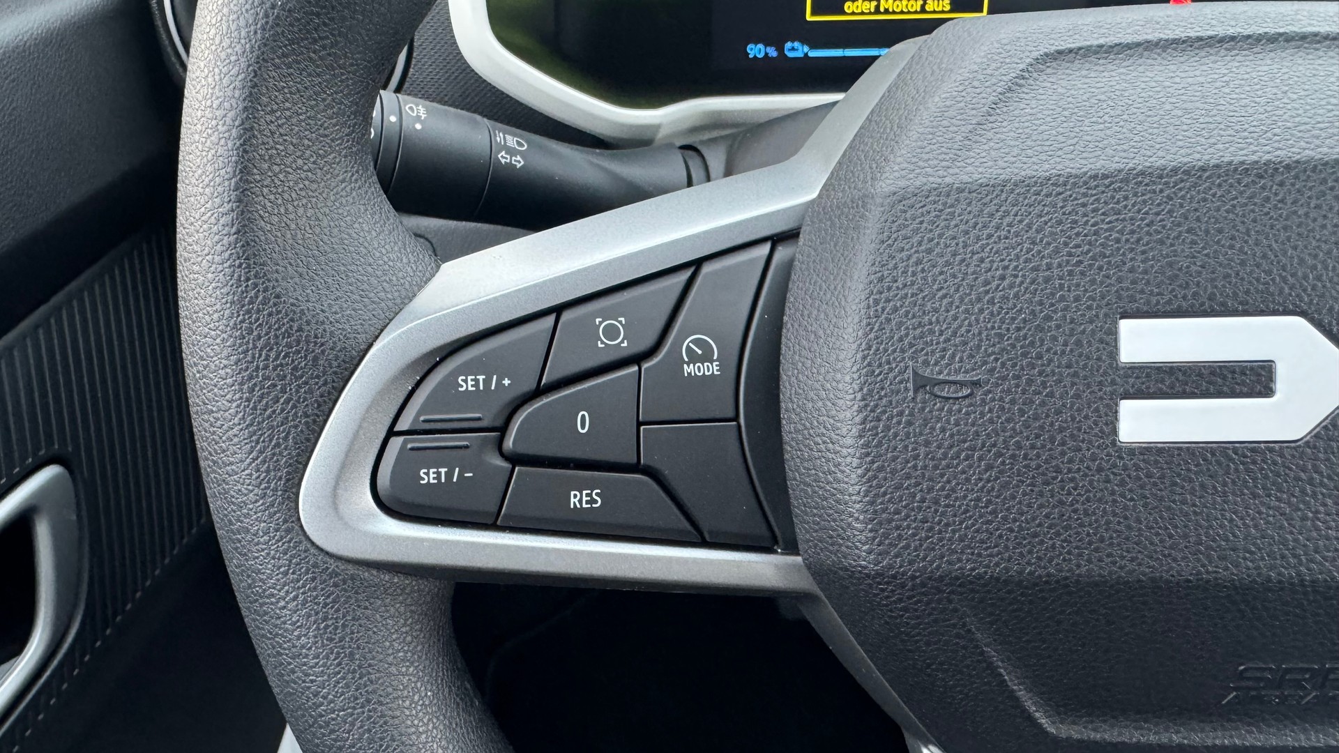 DACIA SPRING 27 kWh 65 PS EXPRESSION-image-13