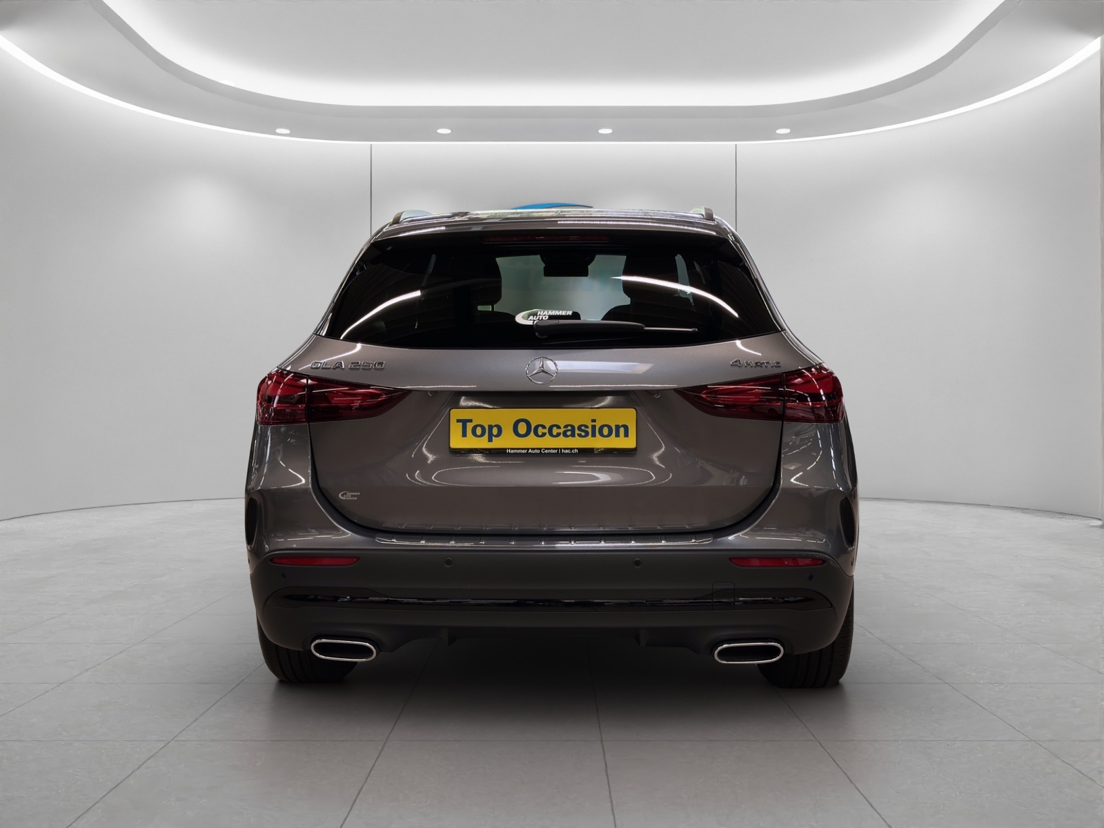 MERCEDES-BENZ GLA-Klasse H247 GLA 250 AMG Line 4matic-image-3