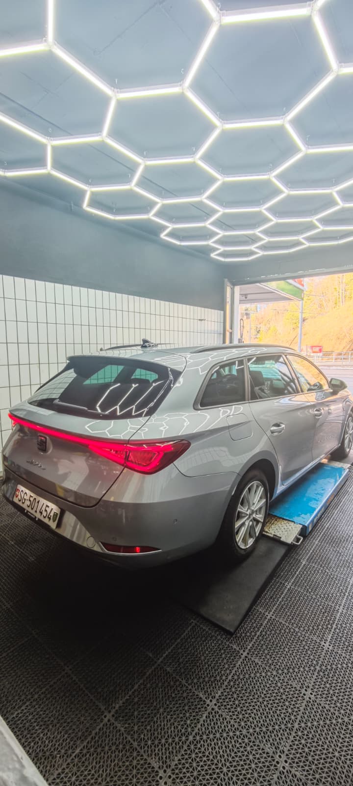 SEAT Leon ST 2.0 TDI EVO DSG Style-image-3