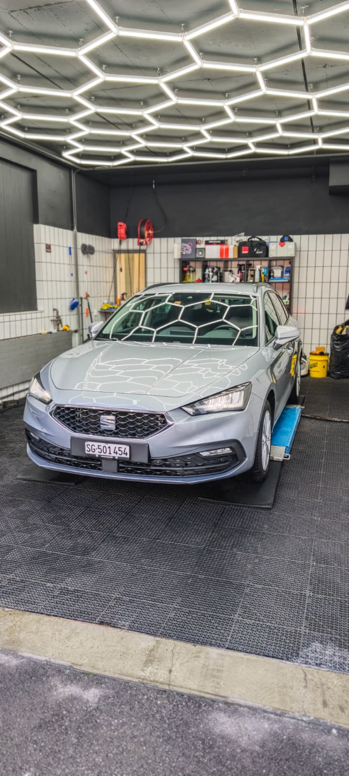 SEAT Leon ST 2.0 TDI EVO DSG Style-image-0