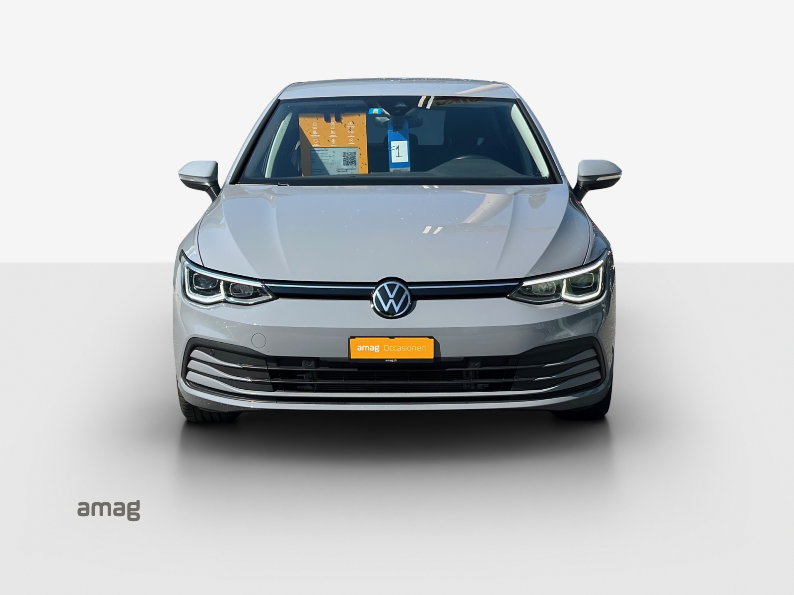VW Golf 2.0 TDI Life DSG 4Motion-image-2