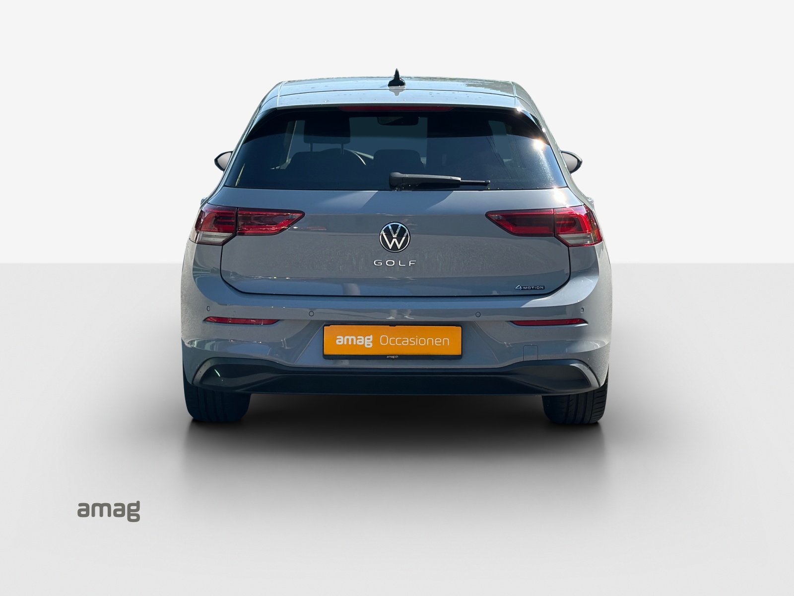 VW Golf 2.0 TDI Life DSG 4Motion-showroom-element-3