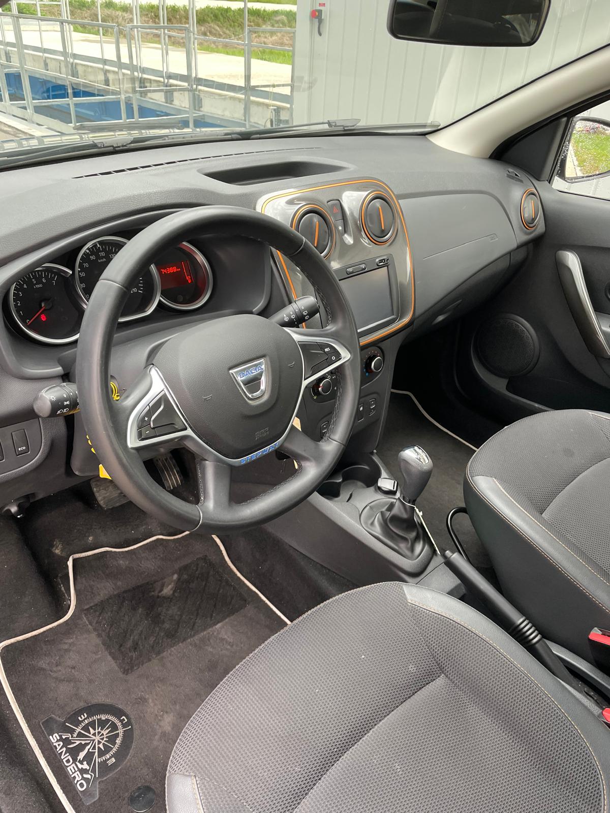 DACIA Sandero 1.5 dCi Stepway Automatic-image-7