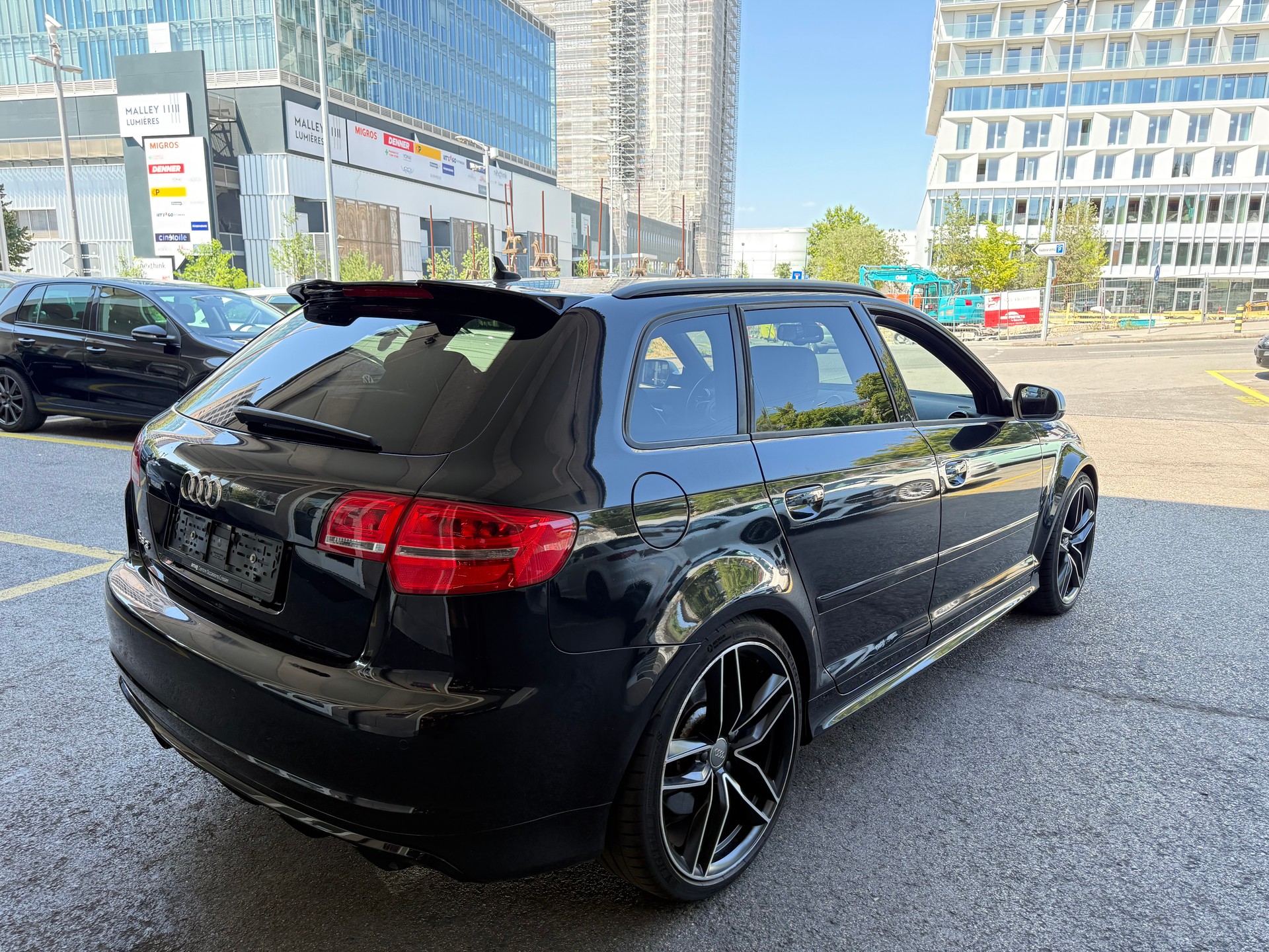 AUDI RS3 Sportback 2.5 TFSI quattro S-tronic-image-3