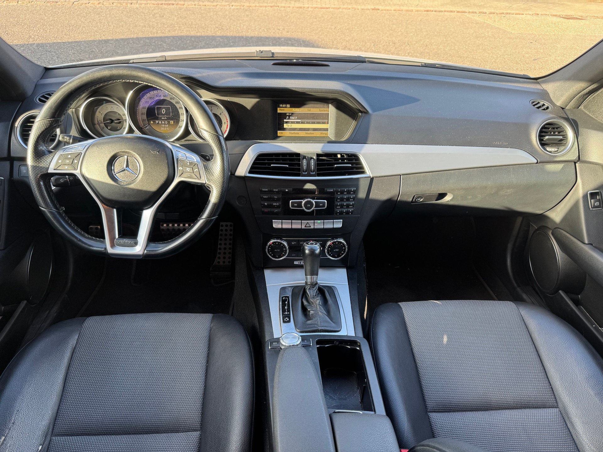 MERCEDES-BENZ C 250 CDI Avantgarde 4Matic 7G-Tronic-image-4