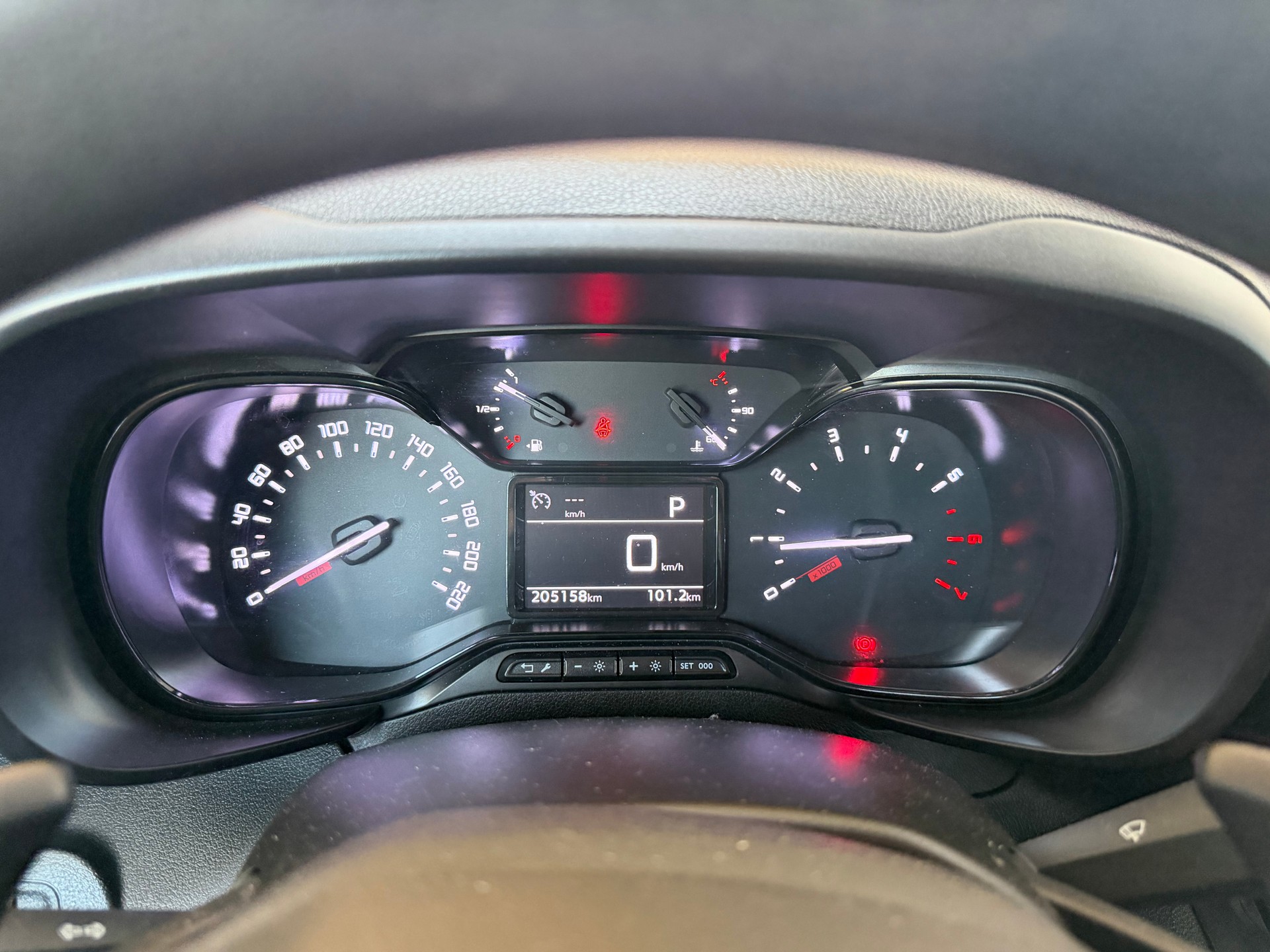 CITROEN Berlingo Van 1.2 Pure Tech 130 s/s Club EAT8 1000kg-image-9