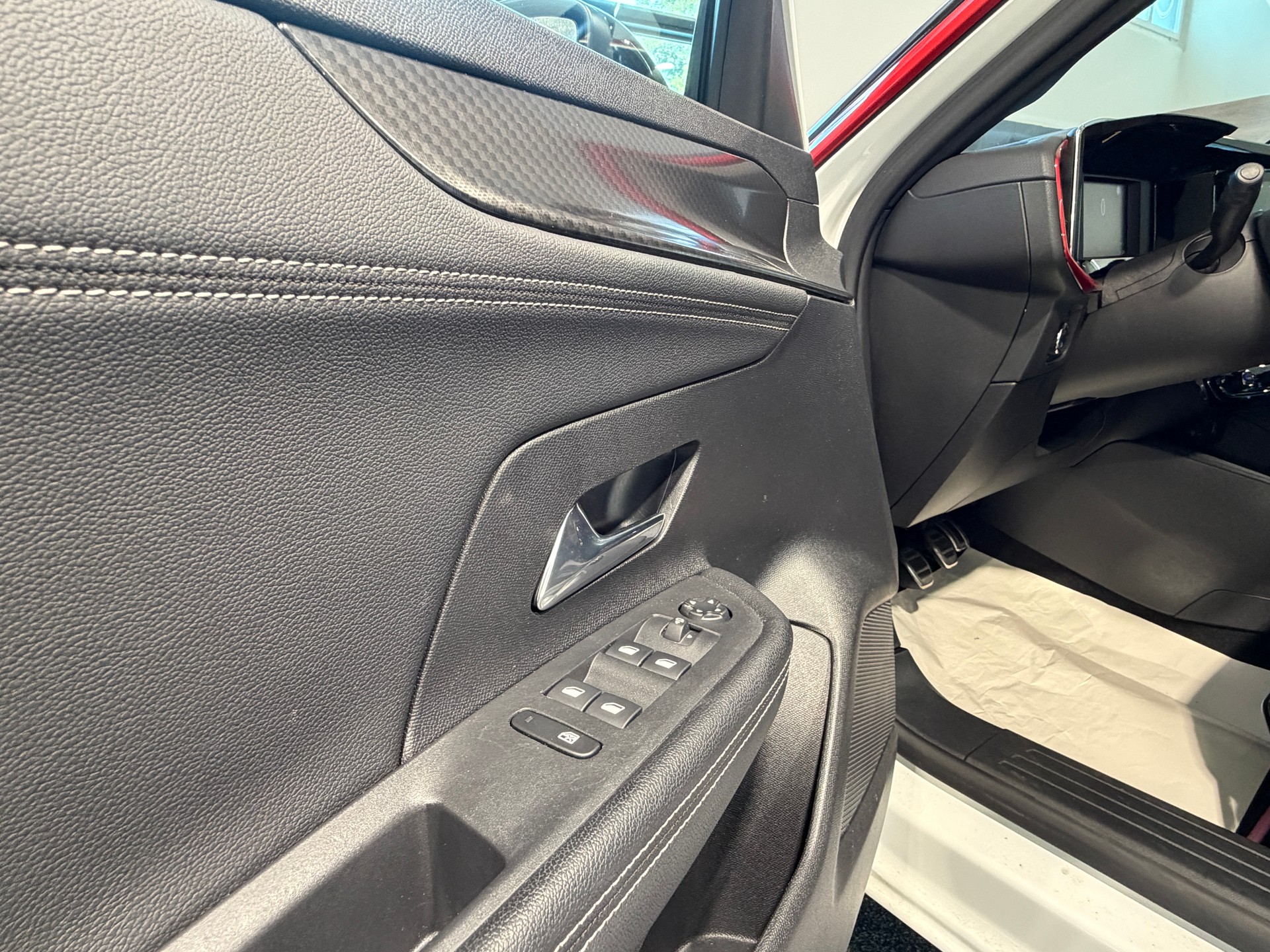 OPEL Mokka 1.2 Direct Injection Turbo GS Line-image-18