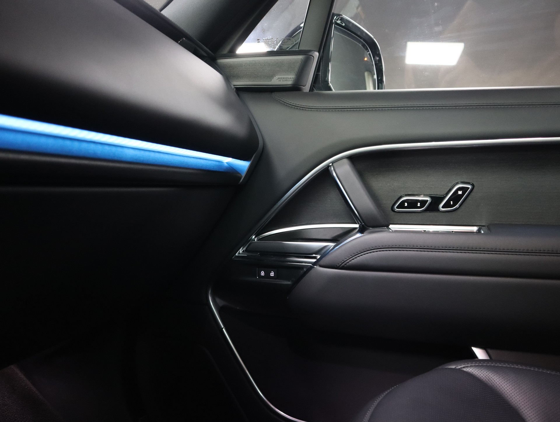 LAND ROVER Range Rover D350 3.0D I6 MHEV HSE Automatic-image-21