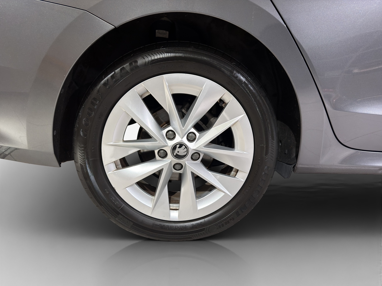 SKODA Octavia Combi 1.5 TSI mHEV DSG Dynamic-image-13