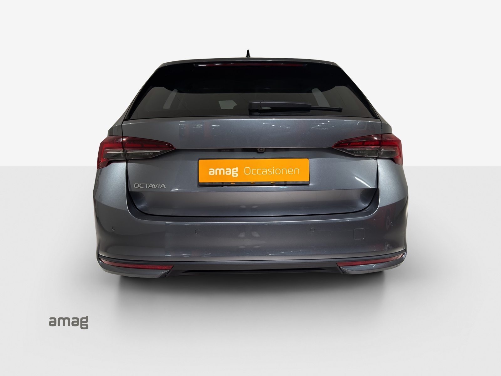 SKODA Octavia Combi 1.5 TSI mHEV DSG Dynamic-image-3