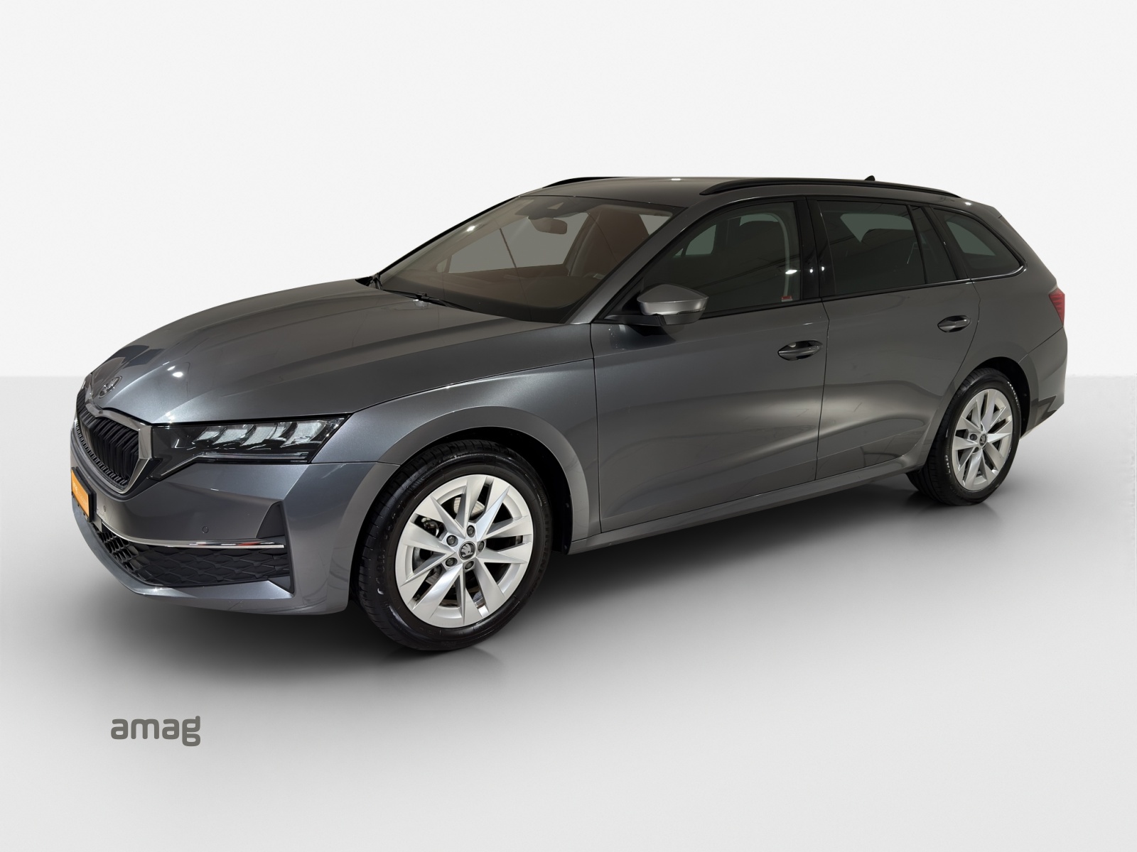 SKODA Octavia Combi 1.5 TSI mHEV DSG Dynamic