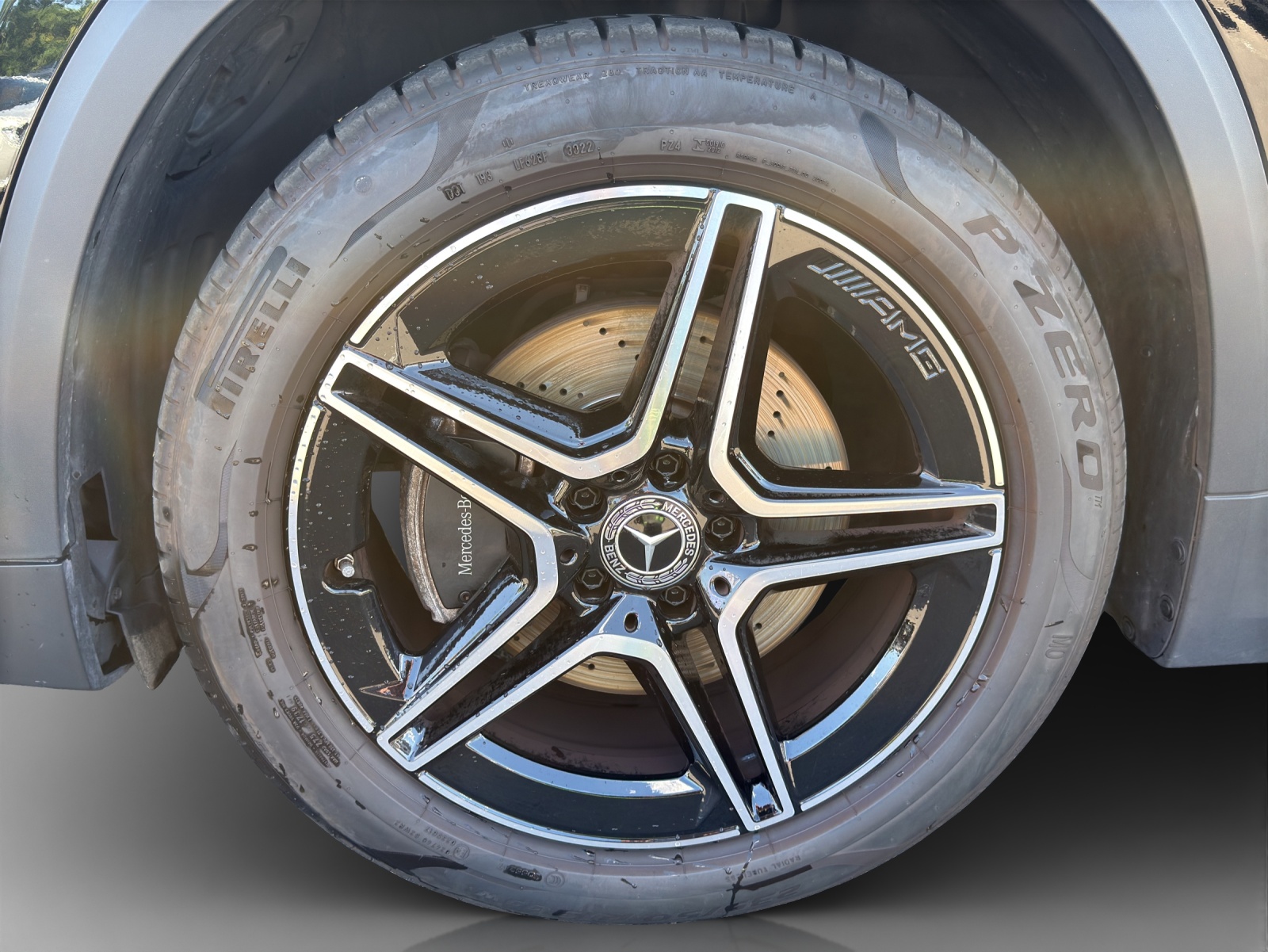 MERCEDES-BENZ GLA 200 AMG Line 7G-DCT-image-13