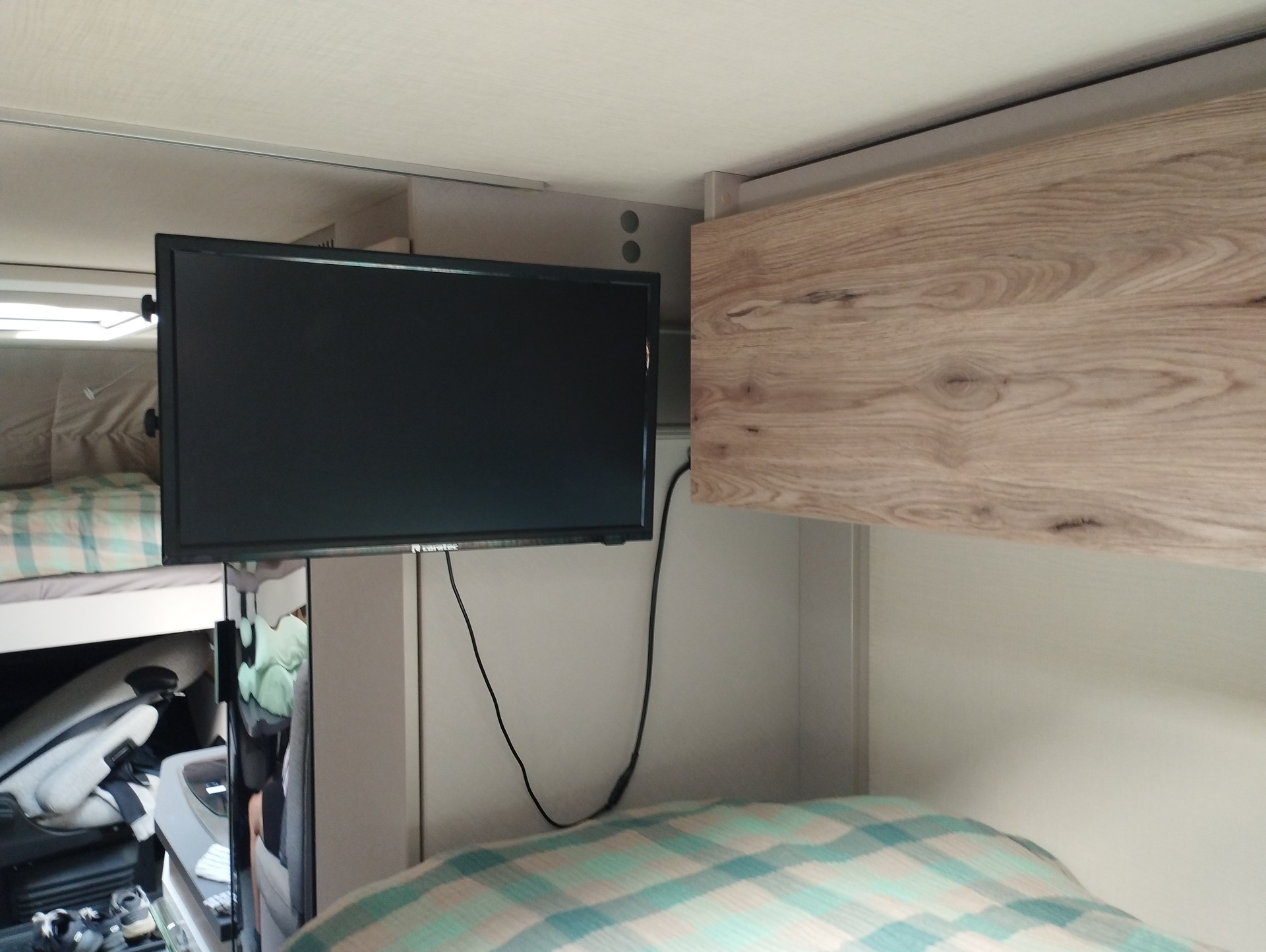 HYMER Exis 580 Pure-image-11