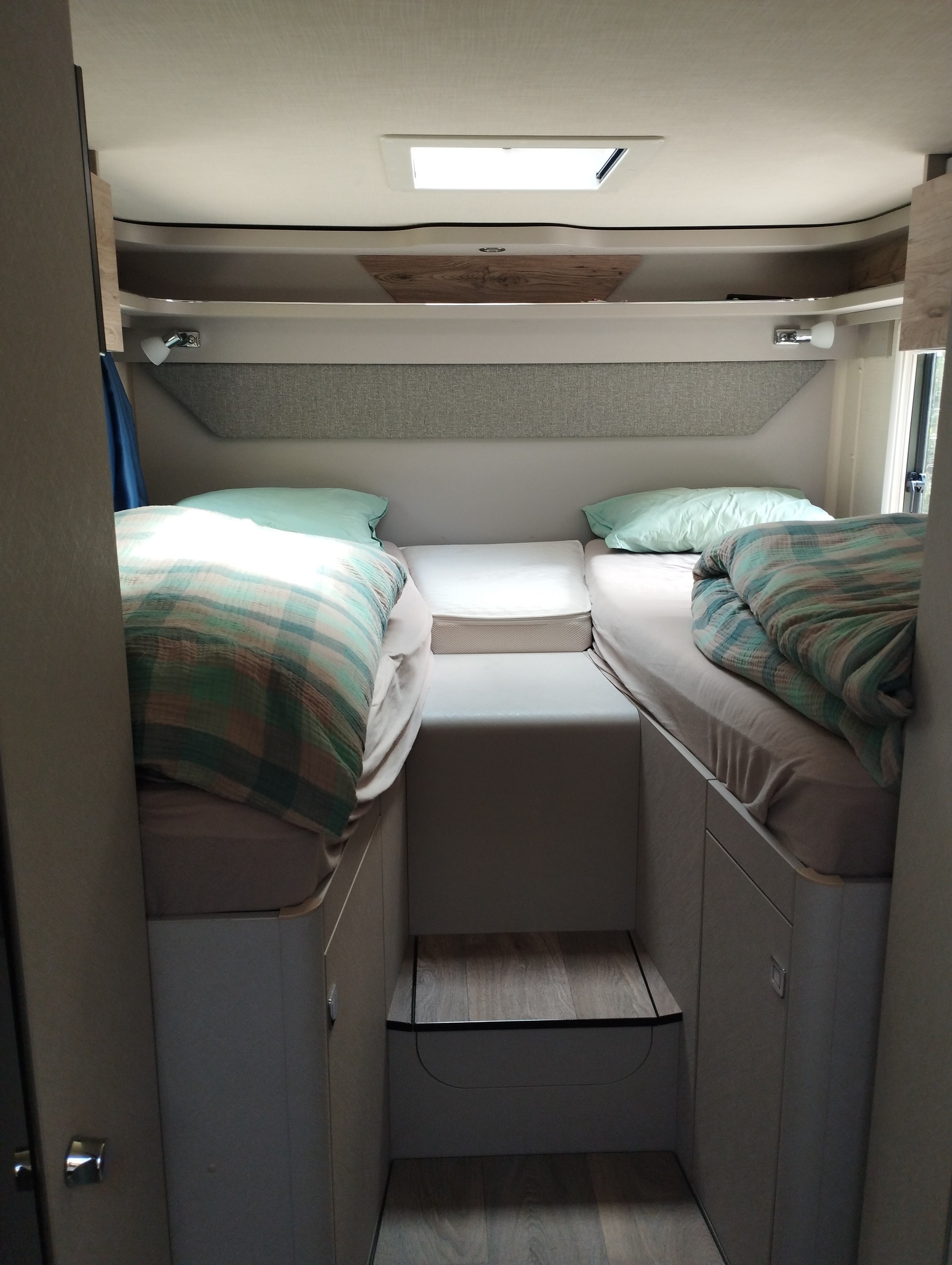HYMER Exis 580 Pure-image-9