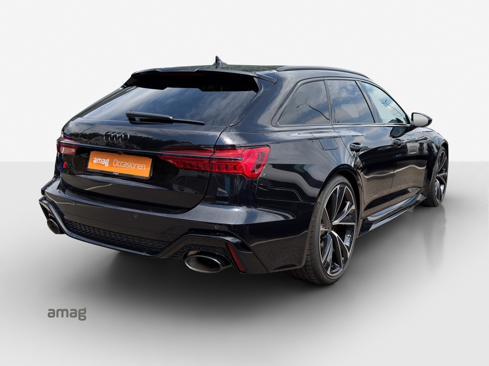 AUDI RS6 Avant 4.0 TFSI V8 quattro-image-4