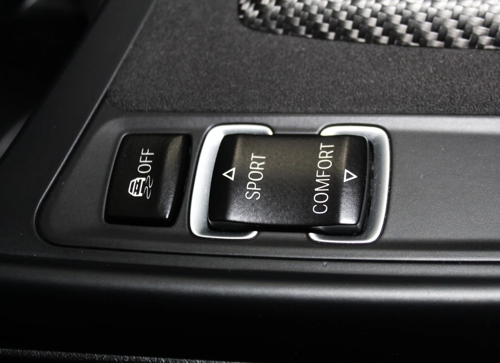 BMW M2 Drivelogic BMW- Performance Black Edition ohne OPF / CH-Fahrzeug-image-16