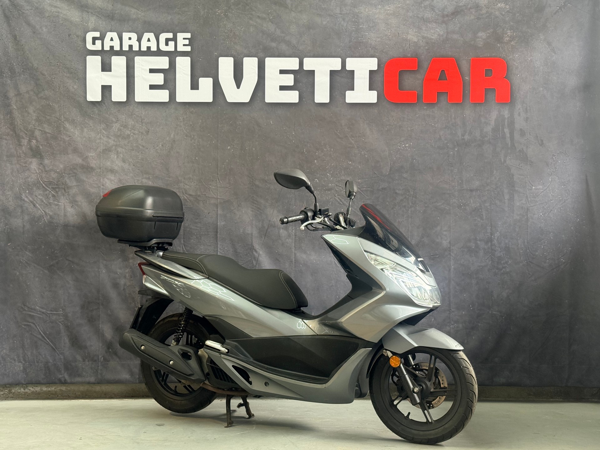 HONDA PCX 125 i-image-1