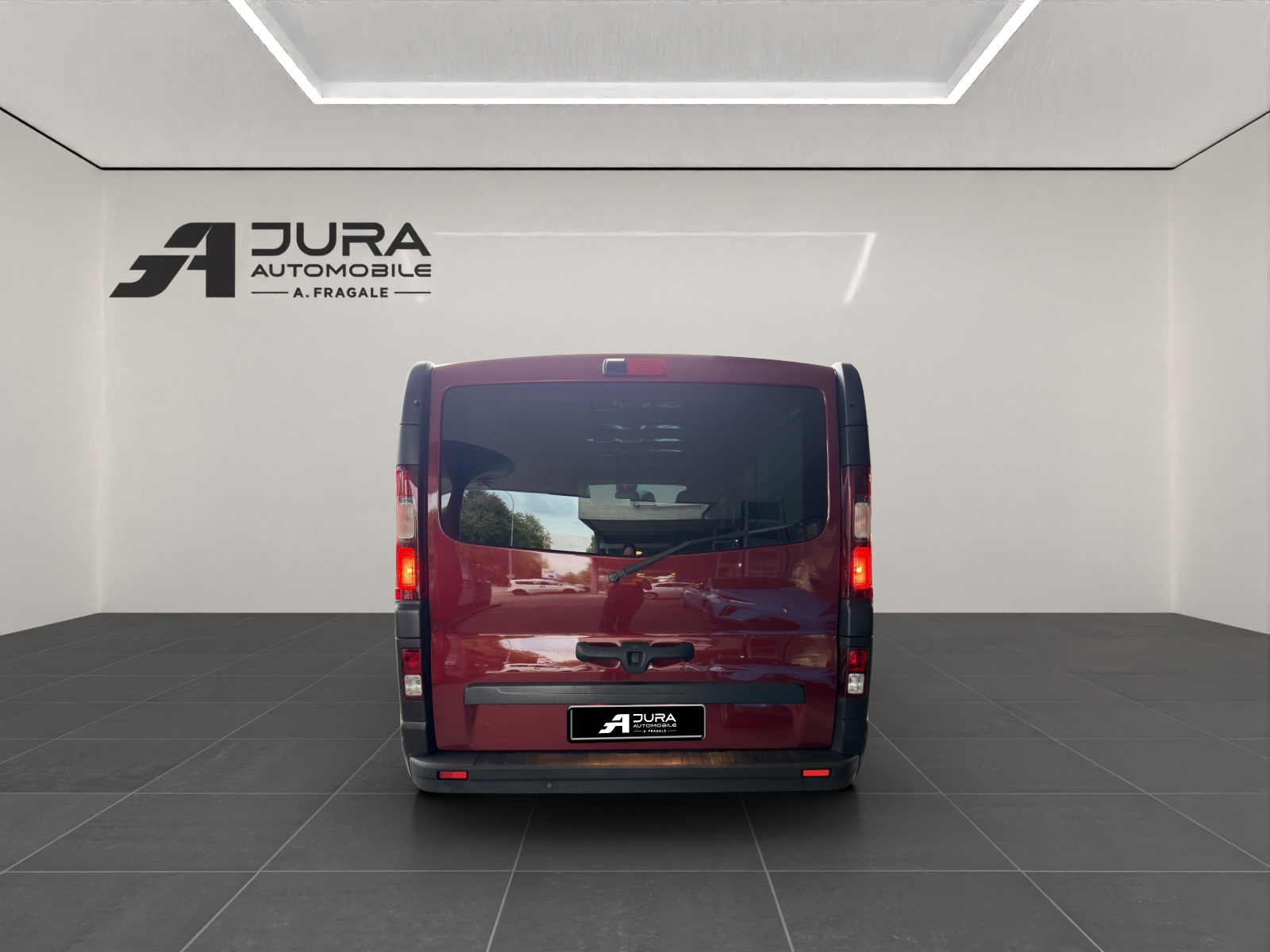 RENAULT Trafic Kaw. 3.0 t L2 H1 2.0 dCi Blue 150 Advance-image-5