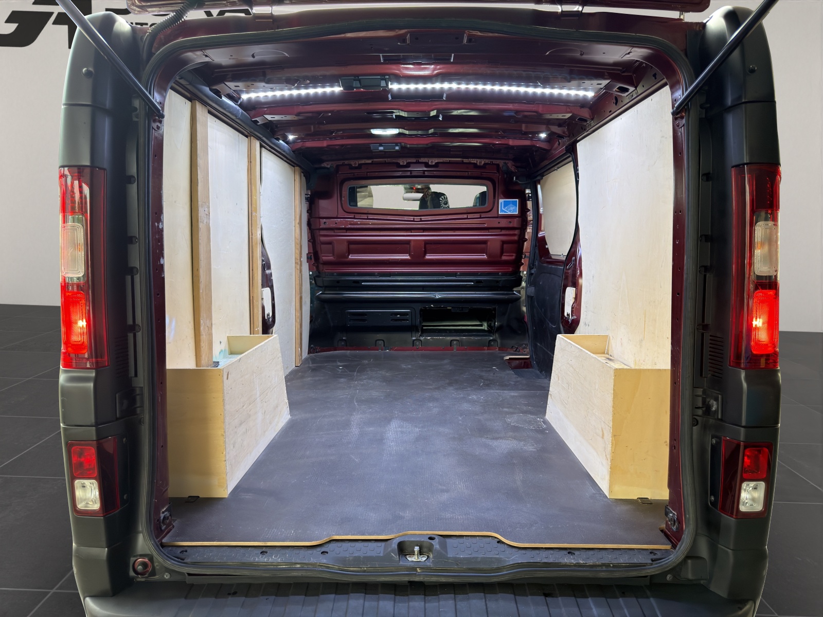 RENAULT Trafic Kaw. 3.0 t L2 H1 2.0 dCi Blue 150 Advance-image-11